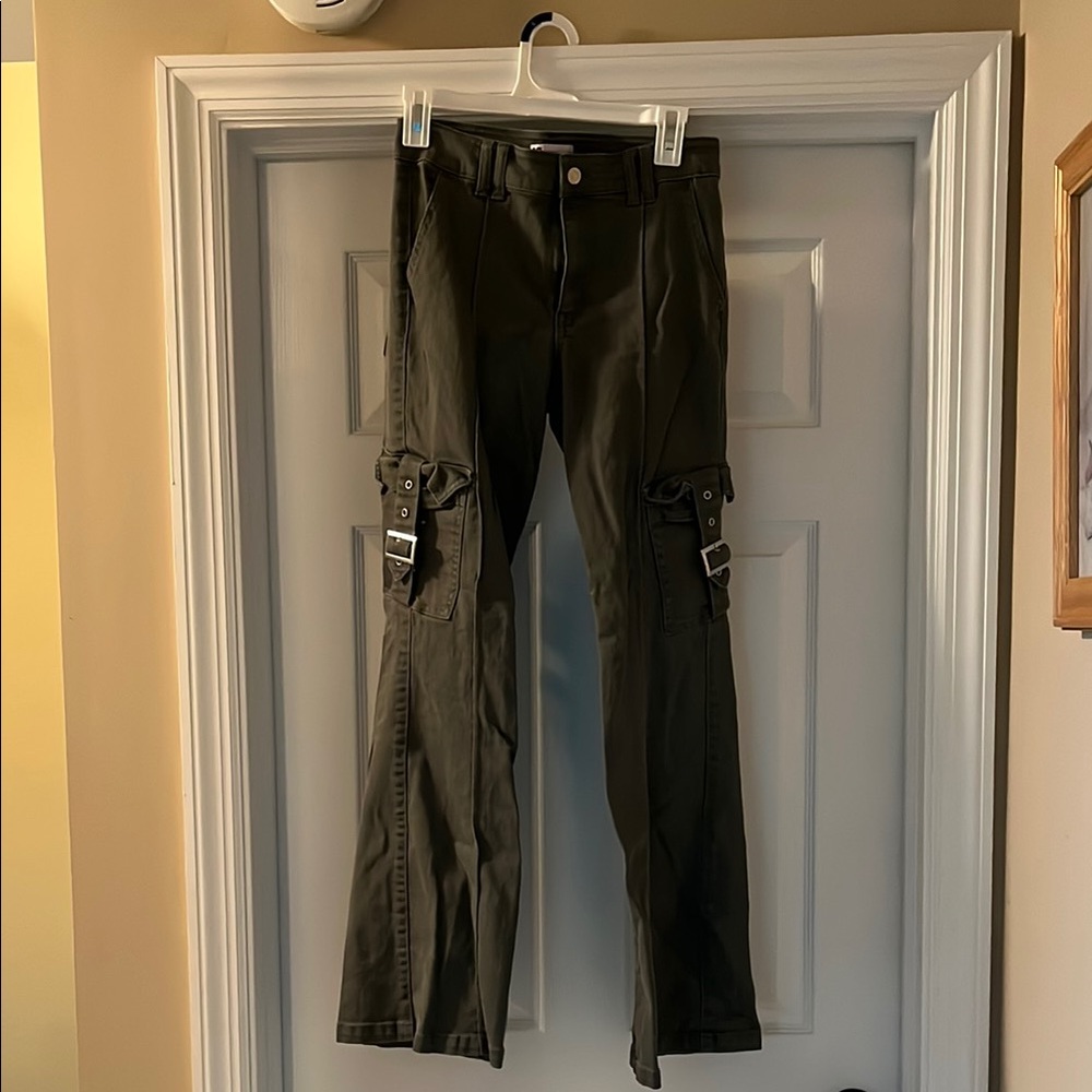 Women's Olive Cargo Pants
